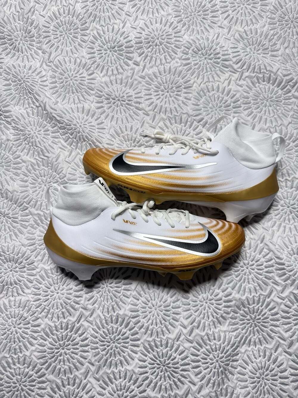 Nike Vapor Pro 1 Men's Football Cleats White Gold Black 11.5M FB3298-103